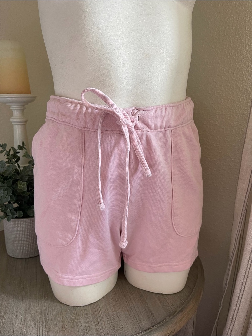 Columbia PFG Pink Drawstring Knit Shorts with Pockets Size Medium